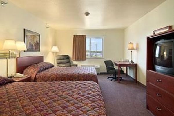 Hotel Super 8 Iola Kansas